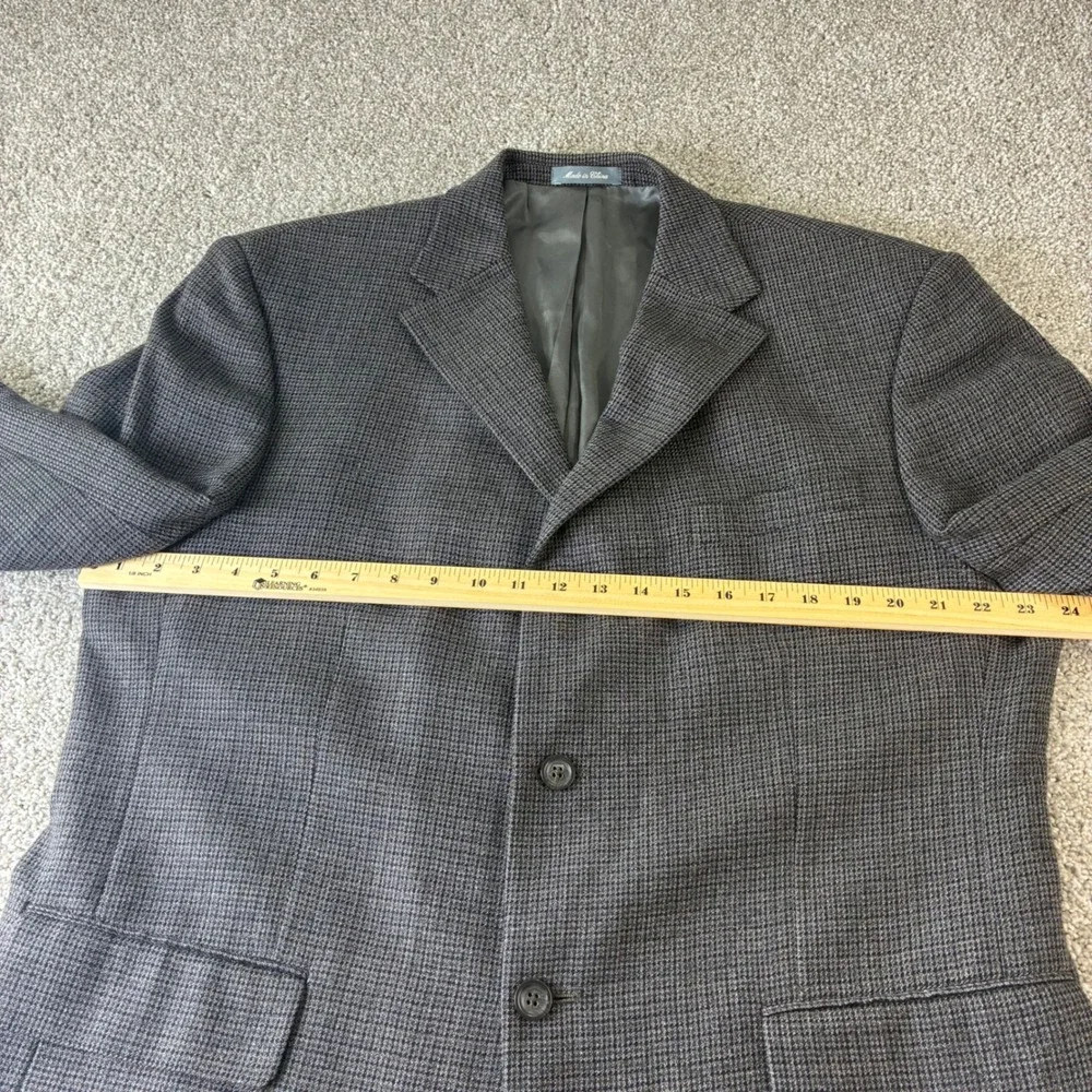 Oscar de la Renta measurements sleeve